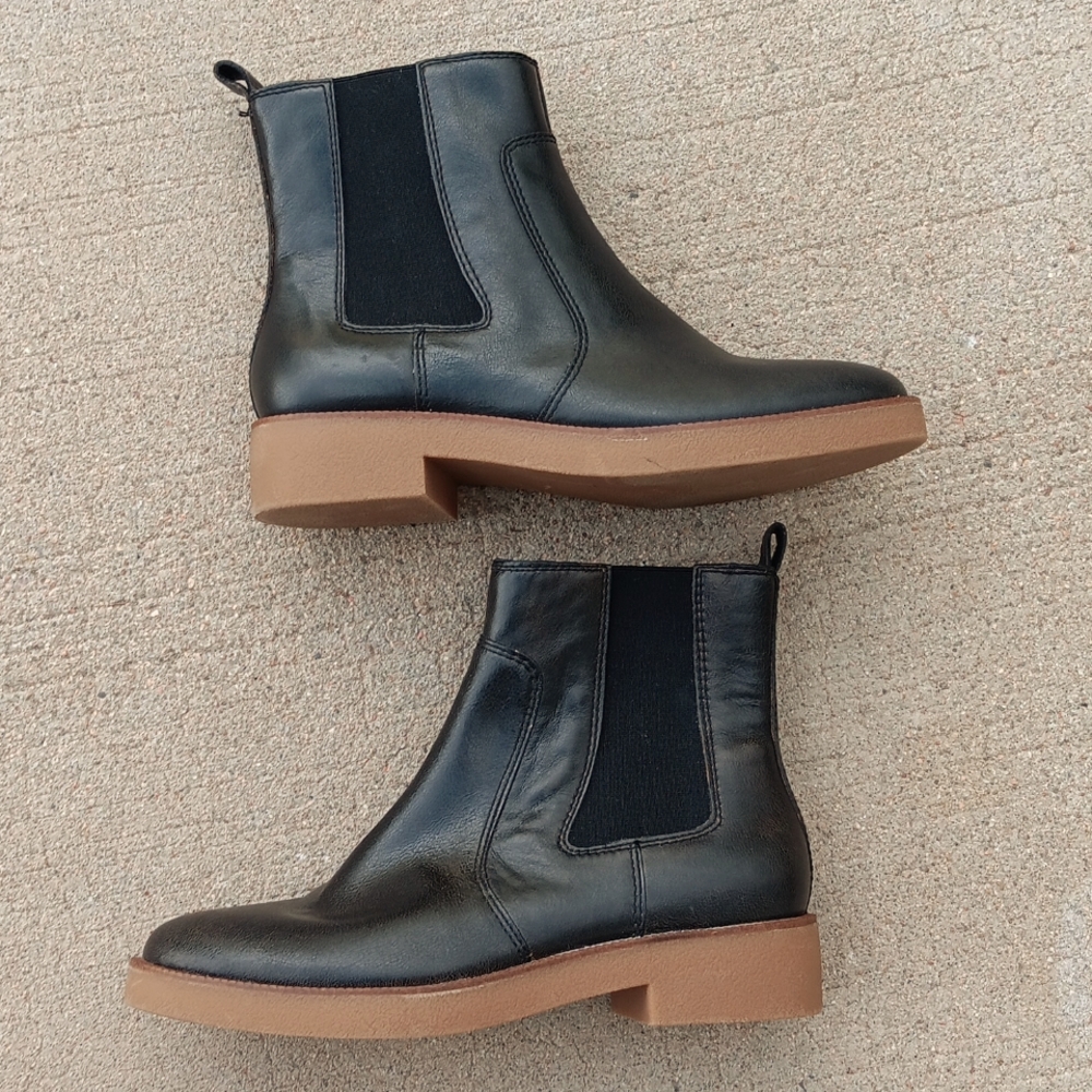 Lucky Brand Ressy Black Leather Chelsea Boots - Picture 5 of 8